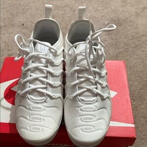 Nike White vapor max